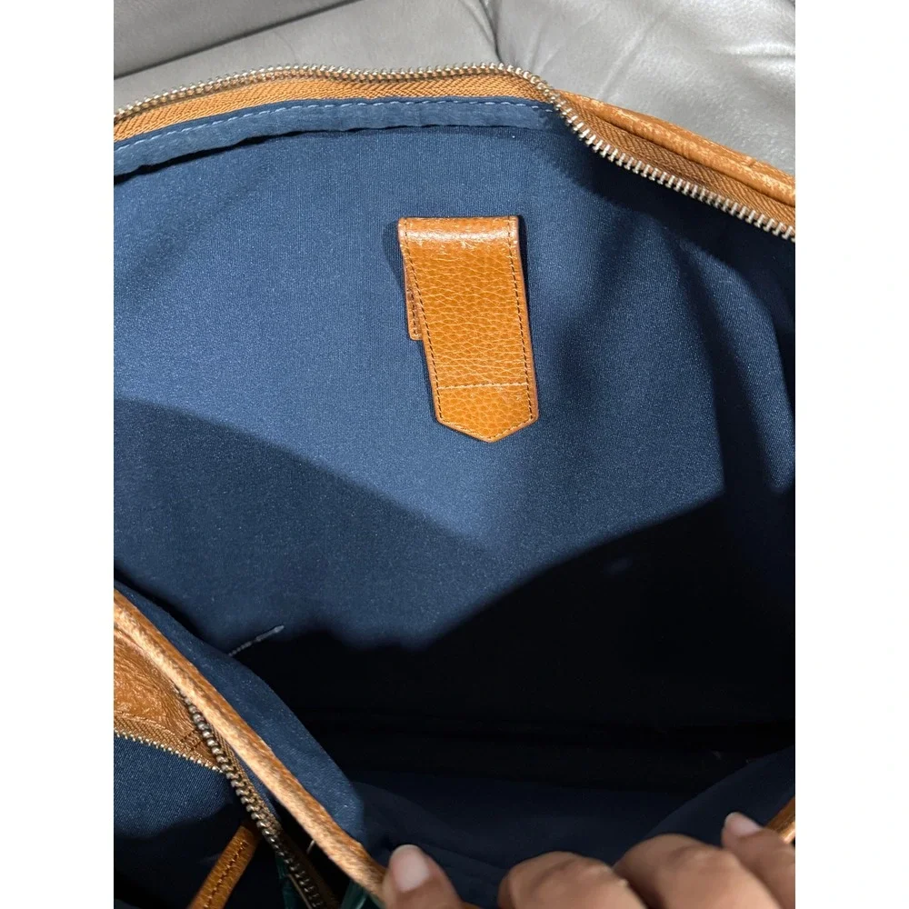 Cole Haan Tan Pebbled Leather Briefcase Laptop Bag Messenger Shoulder Strap